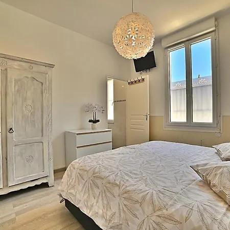 Apartment Ronce-les-bains 6 Personnes A Pied